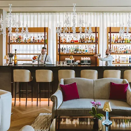 Royal Champagne Hotel&Spa-2